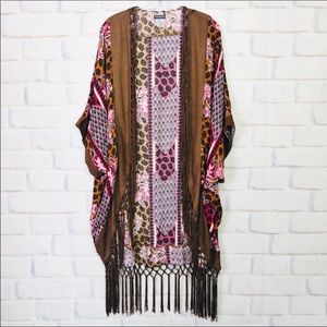 🍑5 for $25 SALE! Earthbound Trading Fringe Kimono